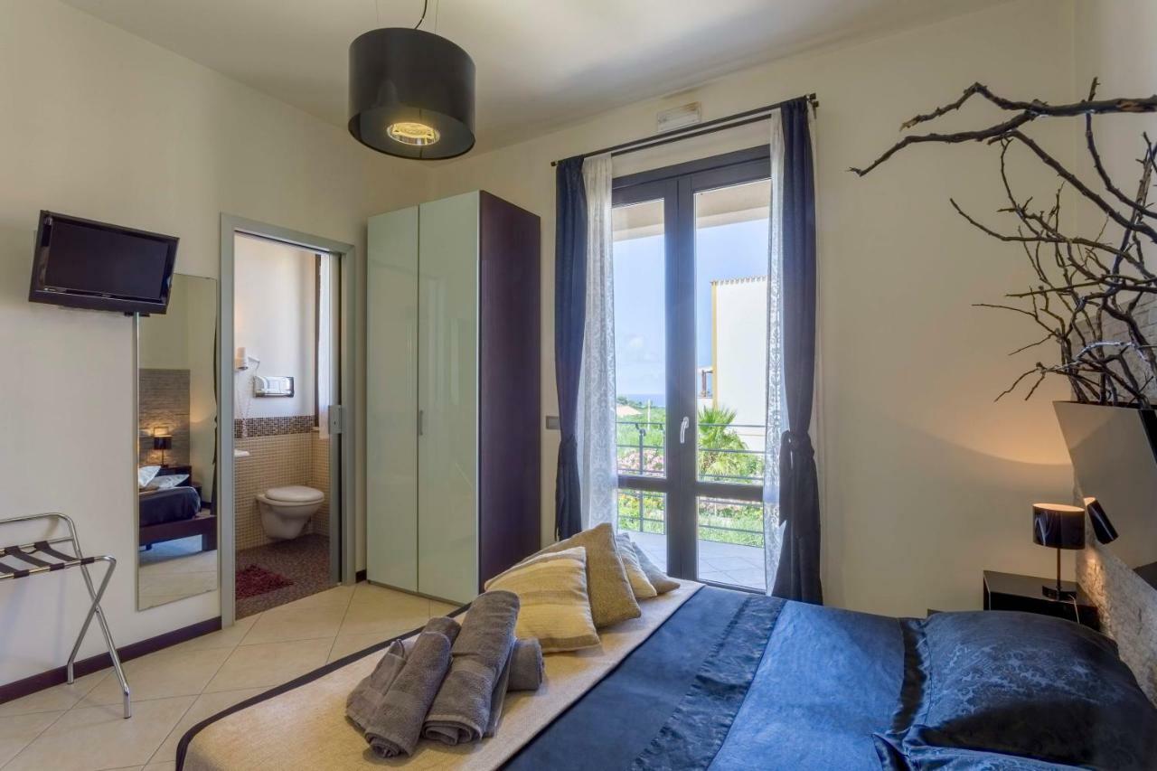 סן ויטו לו קאפו Karma B&B מראה חיצוני תמונה